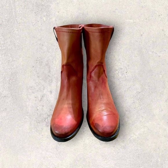 70 Post Paris Ankle Boots - Picture 2 of 11